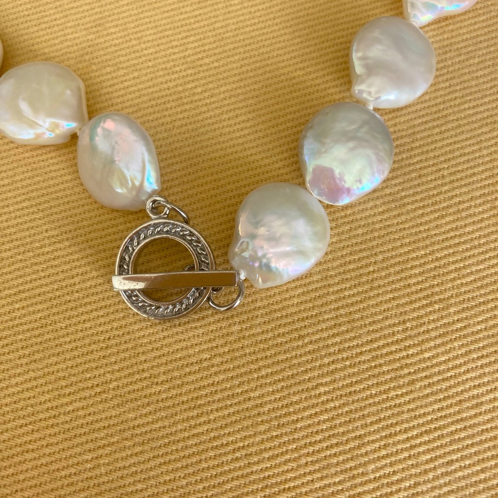 Freshwater pearl necklace